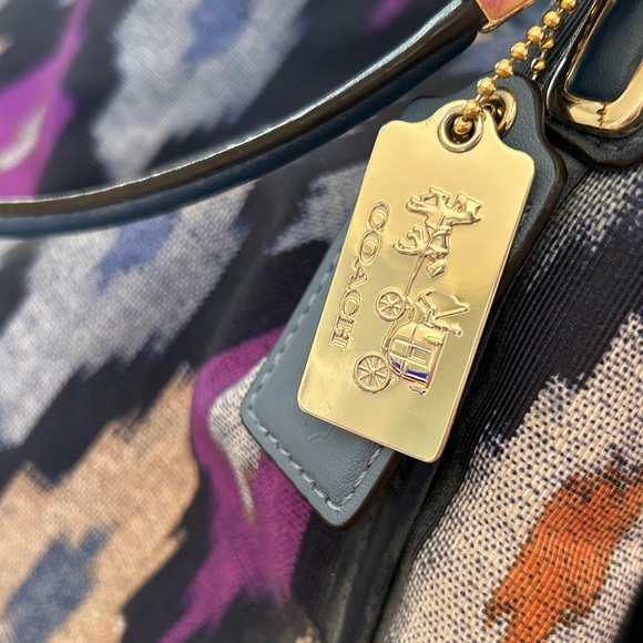 Coach F30803 Madison IKAT Shoulder Bag - Like New - Picture 12 of 12